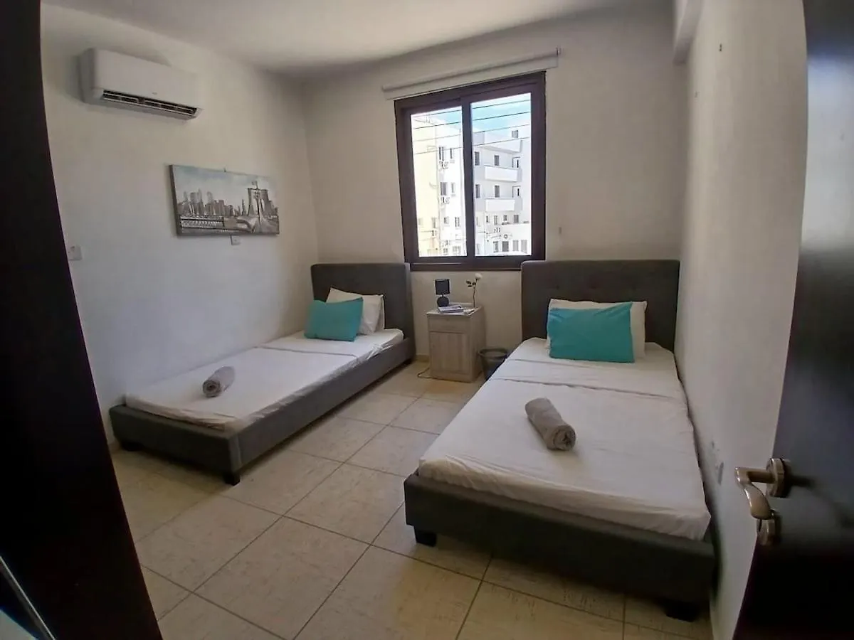 Spacious 2 Bedroom Apartment Larnaca